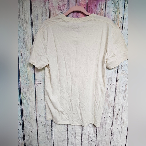 Nwt men's one plant tee - Picture 2 of 3